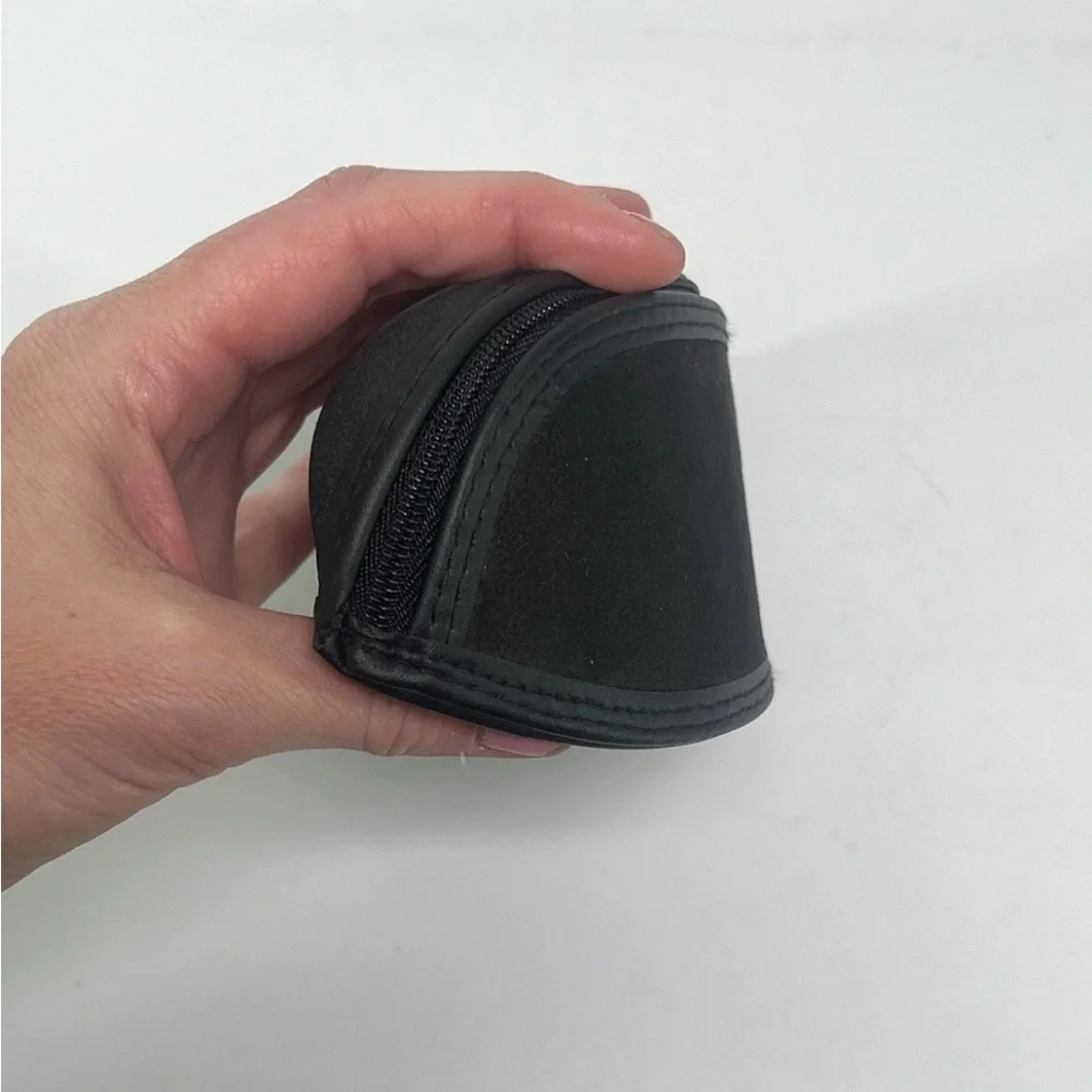 NEW Unused Emporio Armani Black Soft Side Zipped Eyewear Case